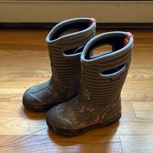 Bogs, Toddler Girl Size 9